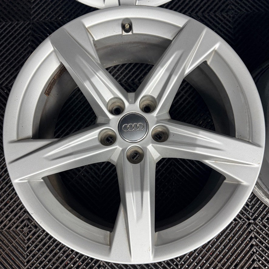 18'' Audi Q5 5 Spoke Alloy Wheels 5X112 A4 A3 Caddy 80A601025BE Genuine