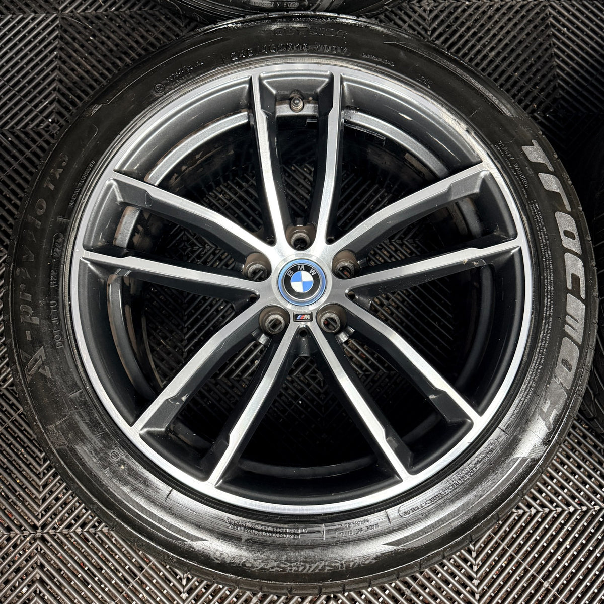 18" Bmw 5 Series 4 662 Grey Dc M Sport G30 G31 Alloy Wheel Tyres 7855081 Genuine
