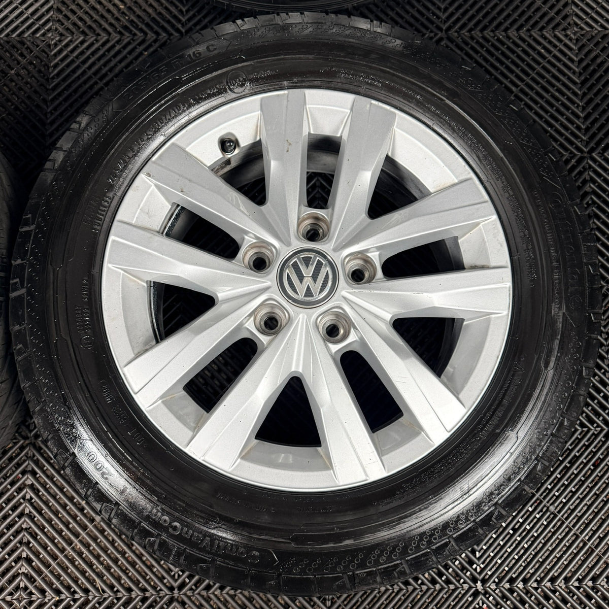 16'' VW Transporter T6 T6.1 T5 Caravelle Clayton Alloy Wheels Tyres Genuine
