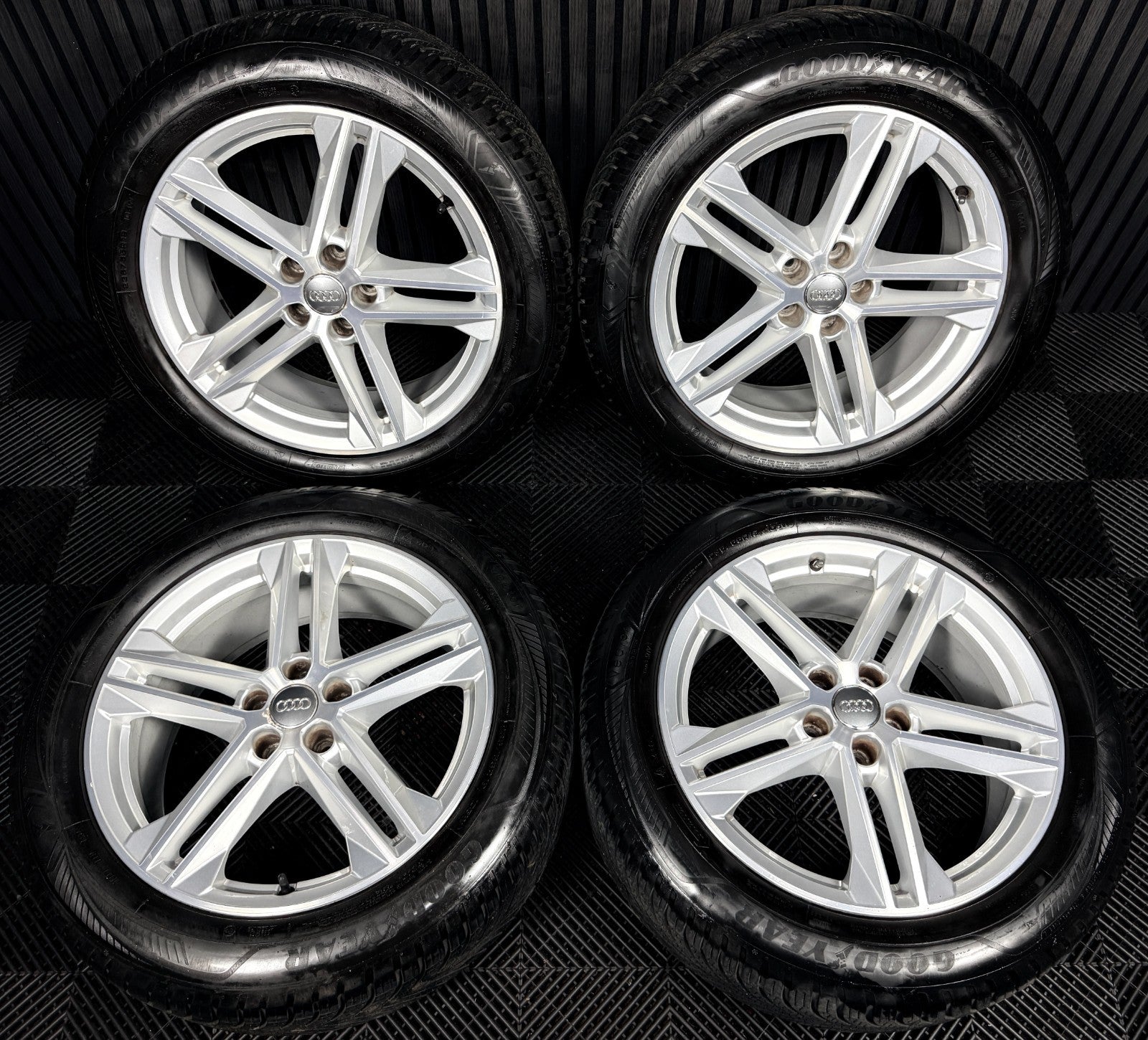 19'' Audi Q5 5 Double Spoke S Line Alloy Wheels Tyres 5X112 80A601025G Genuine