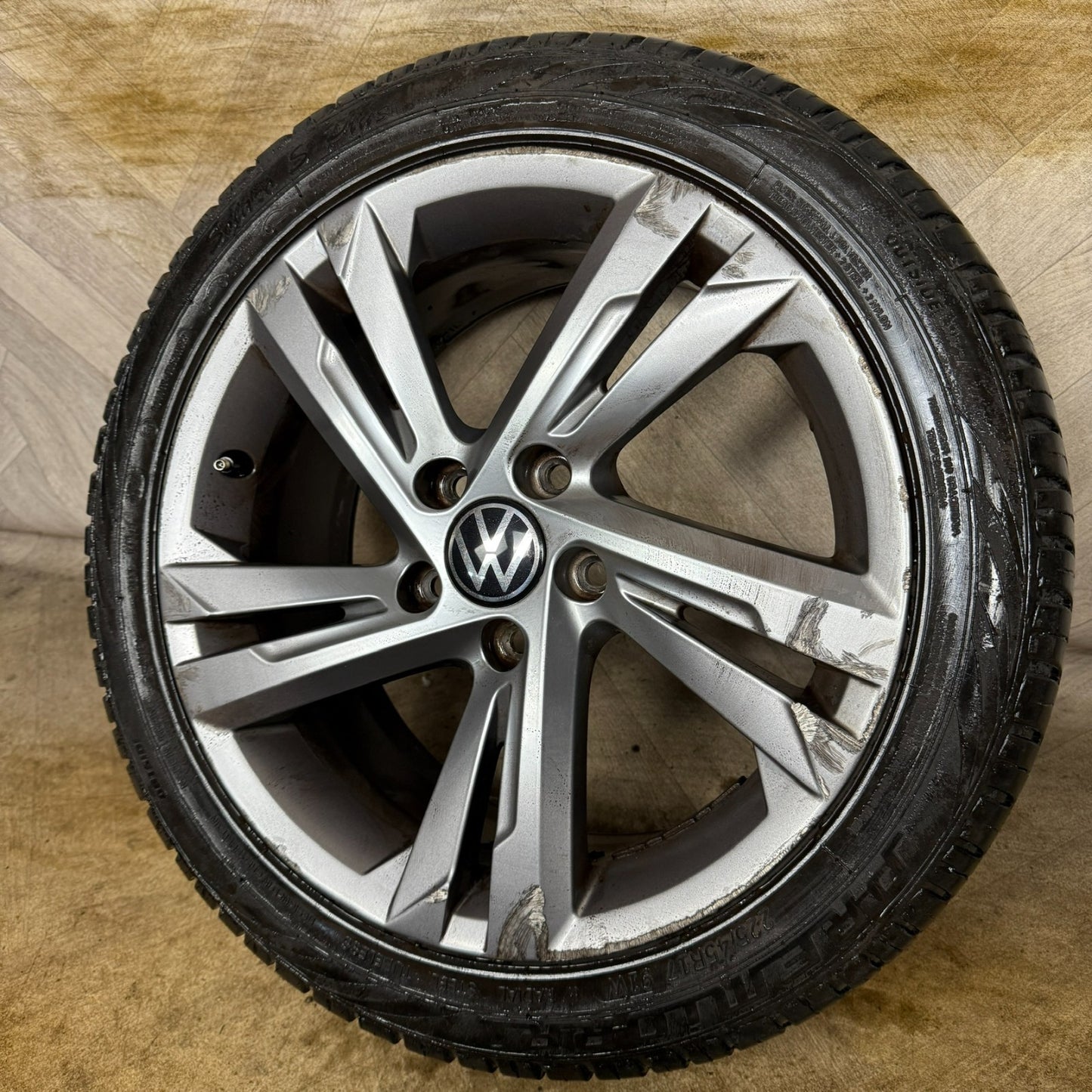 1X 17'' GENUINE VW GOLF R LINE VALENCIA GTD GTI MK8 ALLOY WHEEL TYRE 5H0601025AF