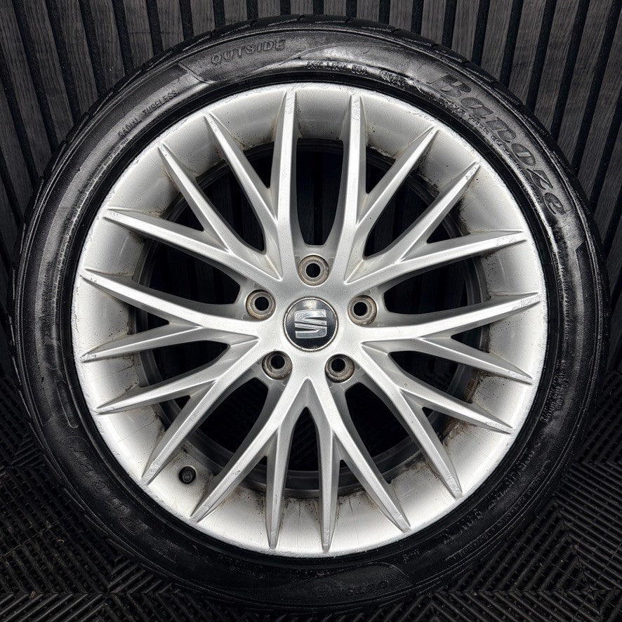 1X 17'' Seat Leon FR MK3 Alloy Wheel Tyre Single Genuine 5F0601025H