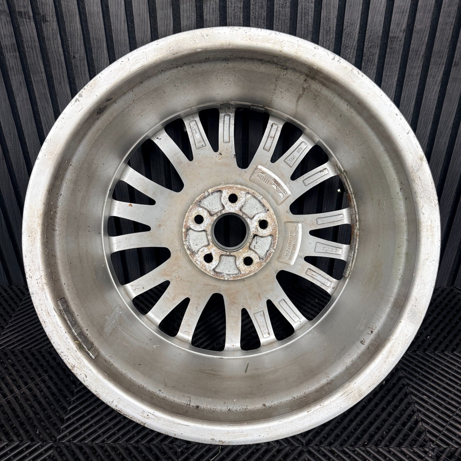 1X 19'' Maserati Ghibli Quattroporte 670010509 Alloy Wheel Single Rear Genuine