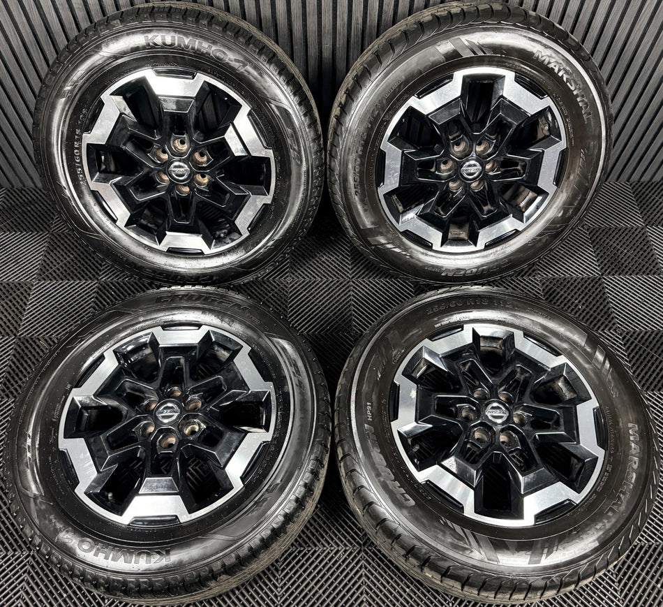 18'' Nissan Navara D40 NP300 Black DC Alloy Wheels Tyres Alloys 5JU3A Genuine