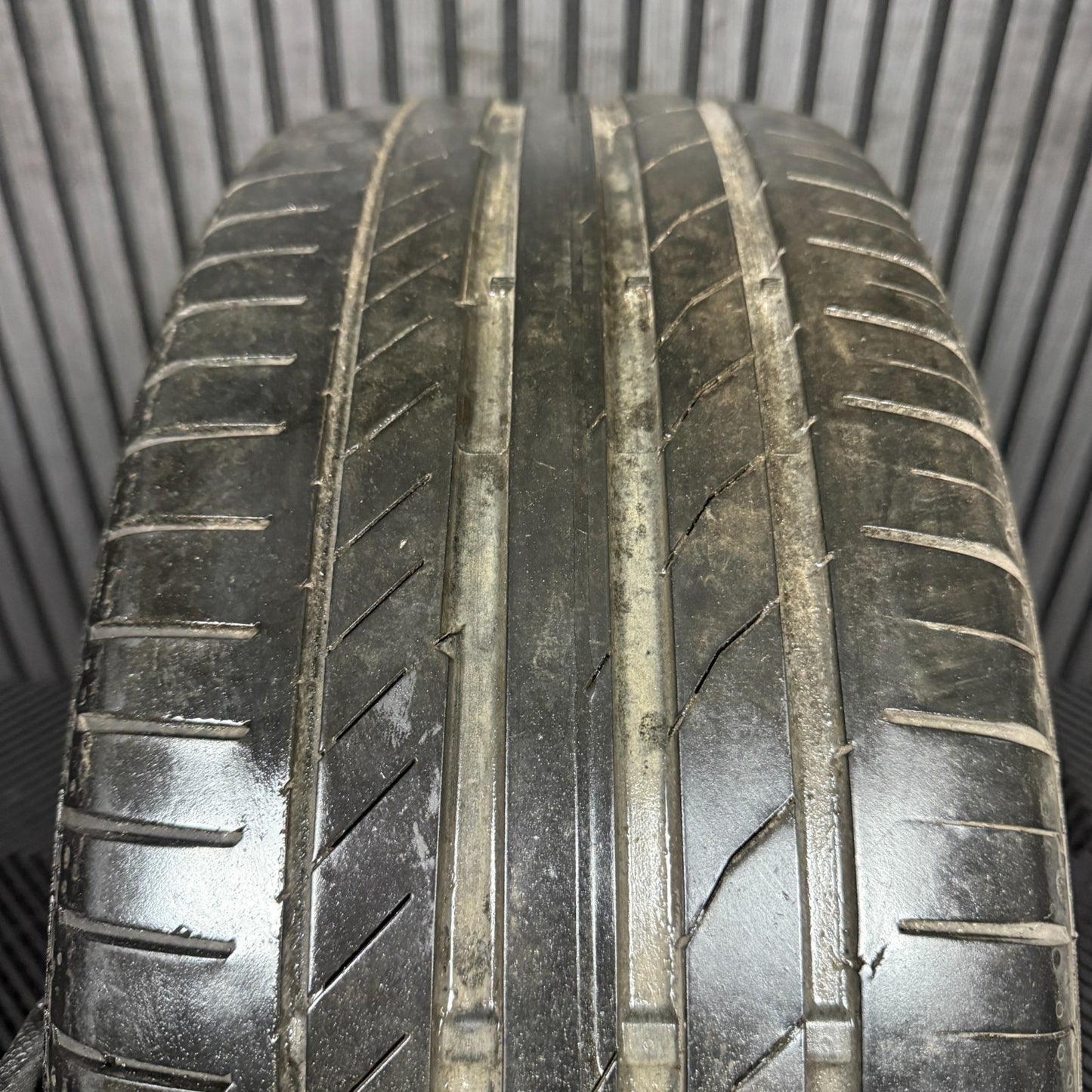 1X 17'' GENUINE MERCEDES A B CLASS CLA SILVER ALLOY WHEEL TYRE A2464011400