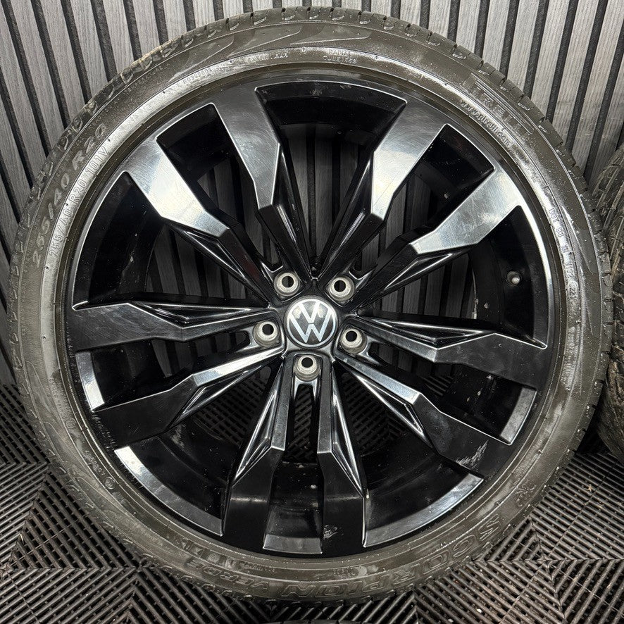 20'' GENUINE VW TIGUAN R LINE SUZUKA BLACK ALLOY WHEELS TYRES ALLOYS 5NA601025G