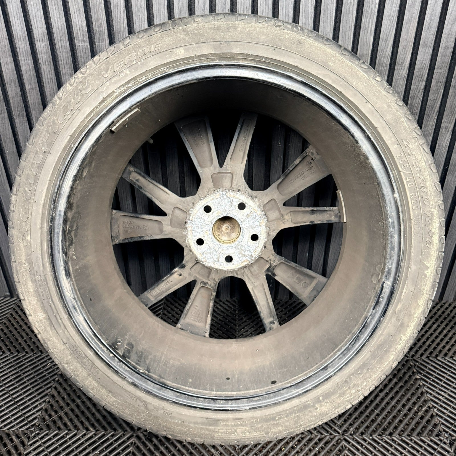1X 20'' VW Tiguan Misano R Line 5NA601025AH Black DC Alloy Tyre Wheel Genuine