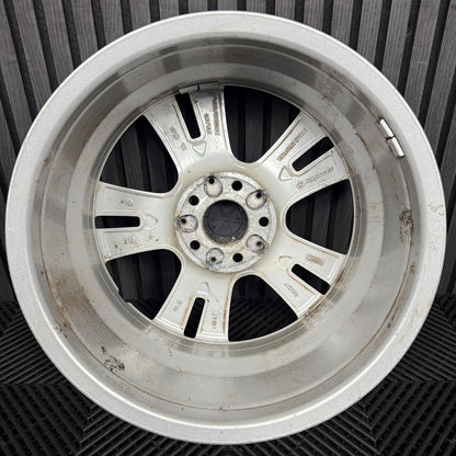 1X 17'' GENUINE MERCEDES A B CLASS CLA SILVER ALLOY WHEEL TYRE A2464011400