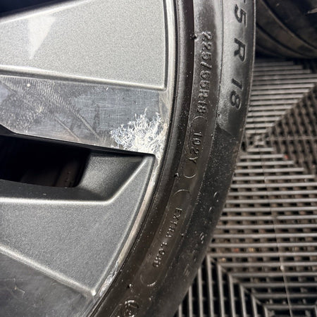 18'' Audi A6 C8 Multispoke Grey DC Spoke Alloy Wheels Tyres 4K0601025B Genuine