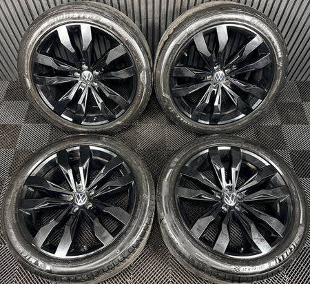 21'' VW Touareg Suzuka Black R Line Wheels Alloys Tyres Q7 760601025D Genuine