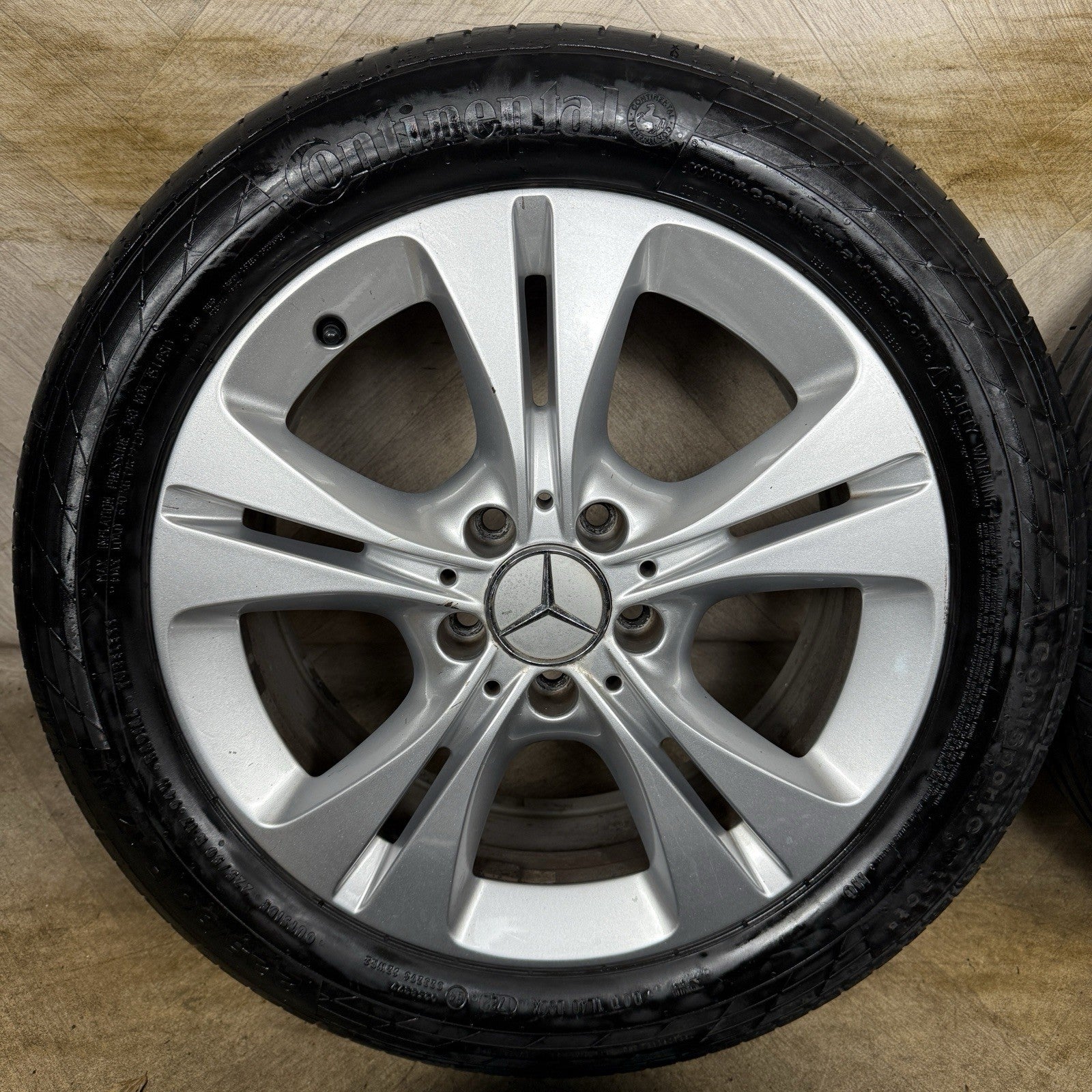 17'' GENUINE MERCEDES C CLASS W205 SILVER ALLOY WHEELS TYRES ALLOYS A2054014300