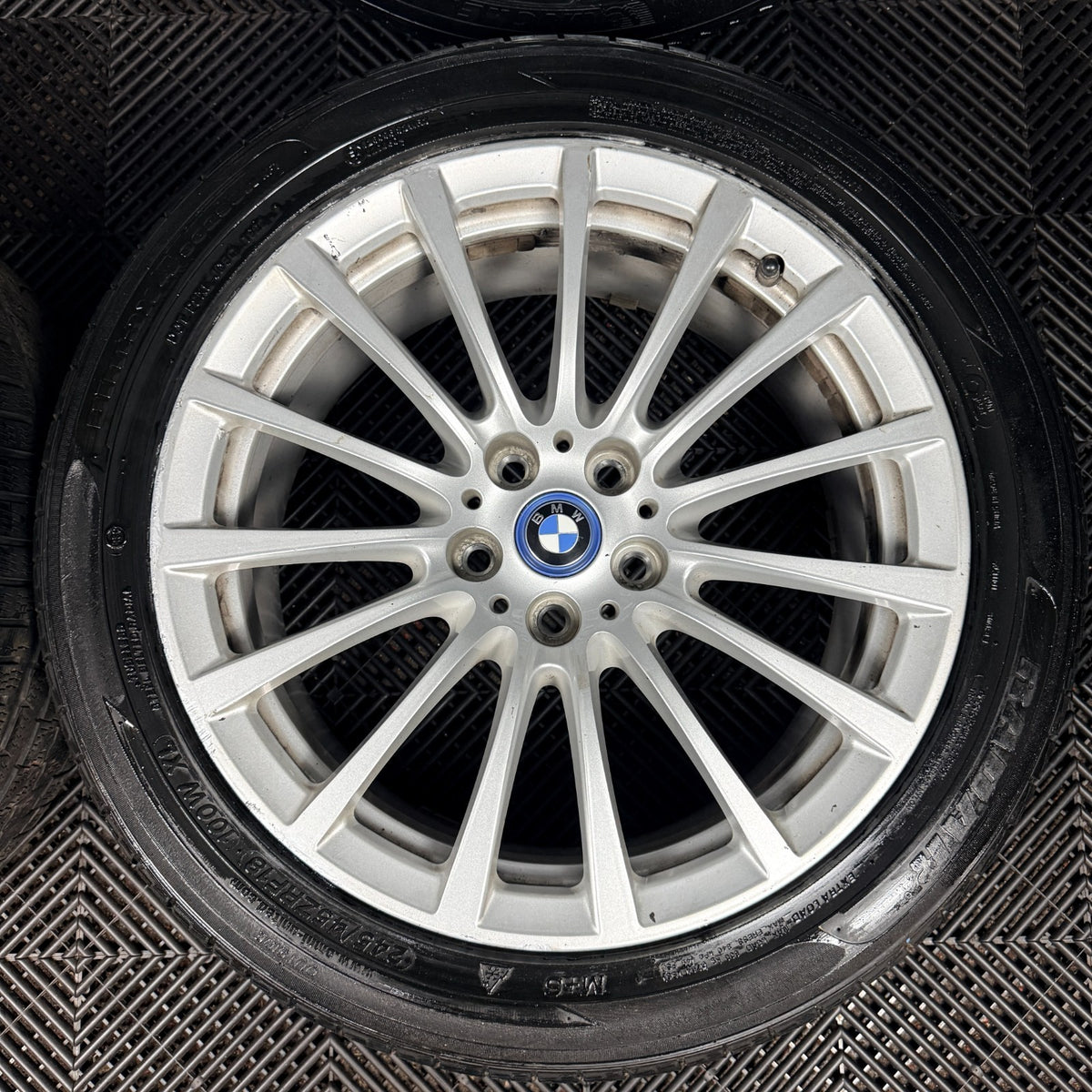 18" Bmw 5 Series 619 Silver Multispoke G30 G31 Alloy Wheel Tyres 6861224 Genuine