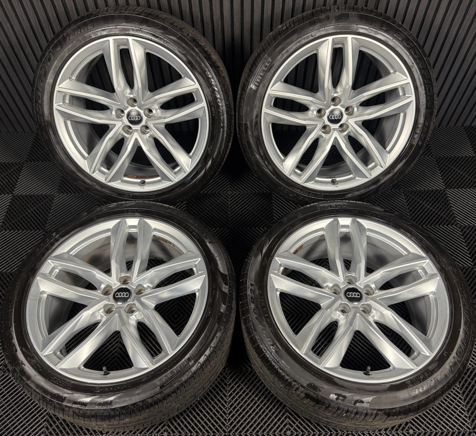 21'' GENUINE AUDI Q7 S LINE RS SILVER ALLOY WHEELS ALLOYS TYRES 4M0601025S