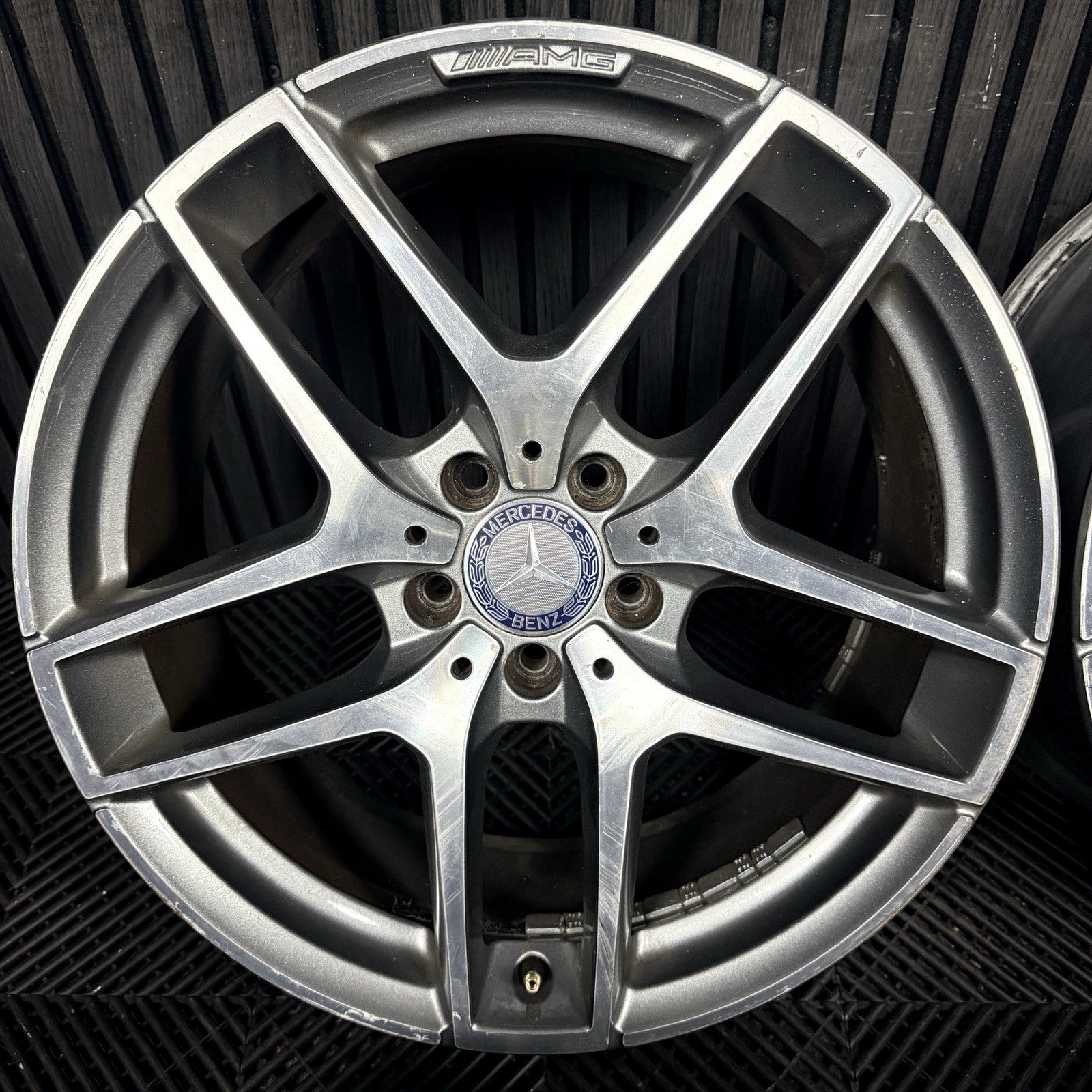 19'' Mercedes AMG GLC Grey DC Sport Alloy Wheels 5X112 Genuine A2534011800