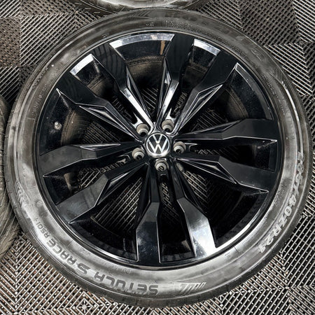 21'' VW Touareg Suzuka Black R Line Alloy Wheels Tyres Q7 760601025D Genuine