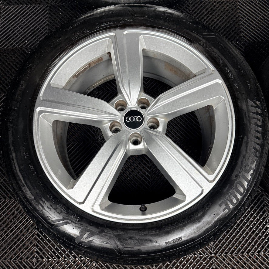 20'' Audi E-Tron Etron 5 Spoke Cut Alloy Wheels Tyres 4KE601025S Genuine
