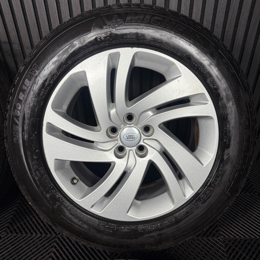 18'' GENUINE RANGE ROVER EVOQUE SILVER DISCOVERY SPORT LAND ALLOY WHEELS TYRES