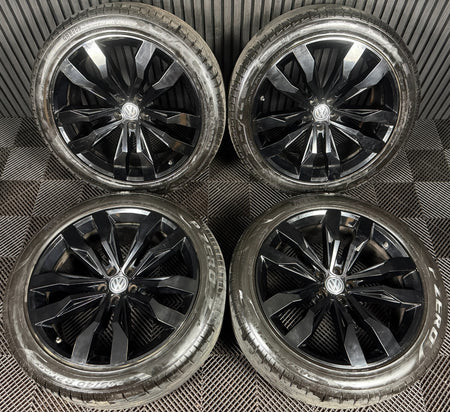 21'' GENUINE VW TOUAREG SUZUKA BLACK R LINE WHEELS ALLOYS TYRES Q7 760601025D