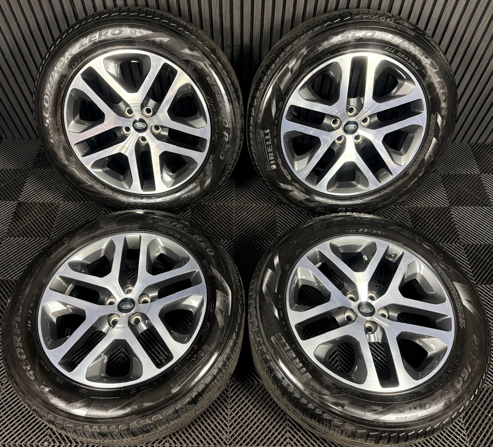 20'' Land Rover Defender DC 5095 Alloy Wheels Tyres Alloys L8BM-1007-CA Genuine