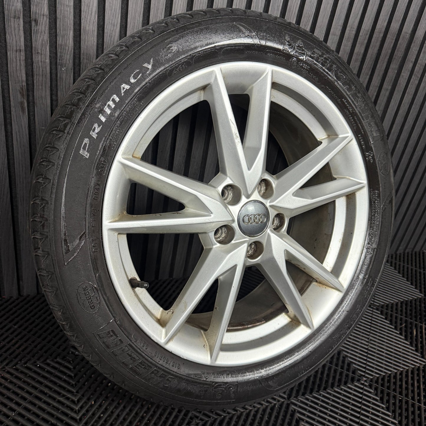 1X 18'' GENUINE AUDI Q2 S LINE 5 DOUBLE SPOKE ALLOY WHEEL TYRE 81A601025F