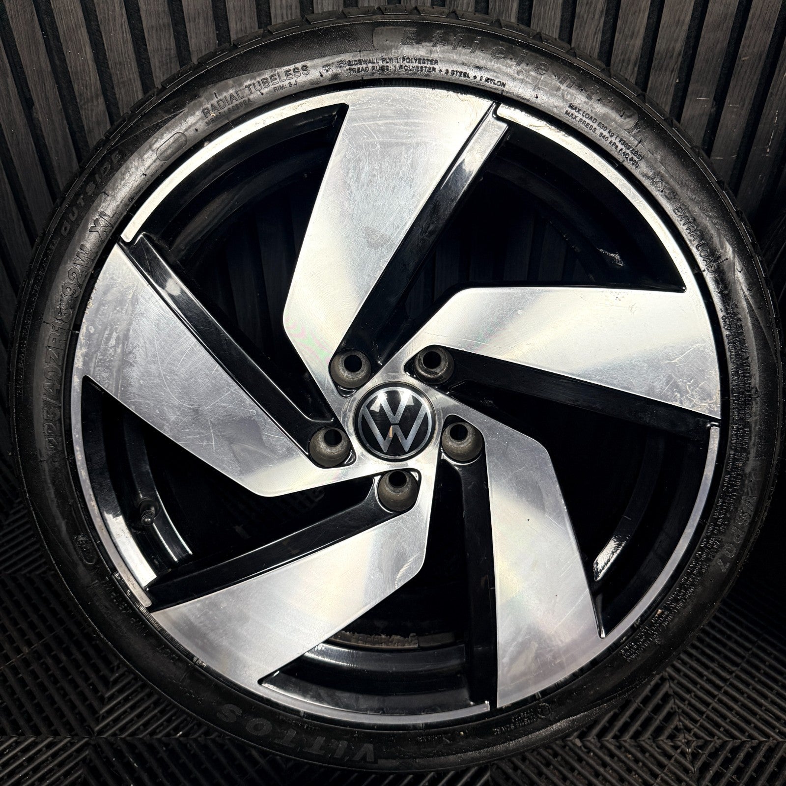 18" VW Golf GTD Mk8 GT GTI Richmond Wheels Tyre Alloy 5H0601025H Genuine