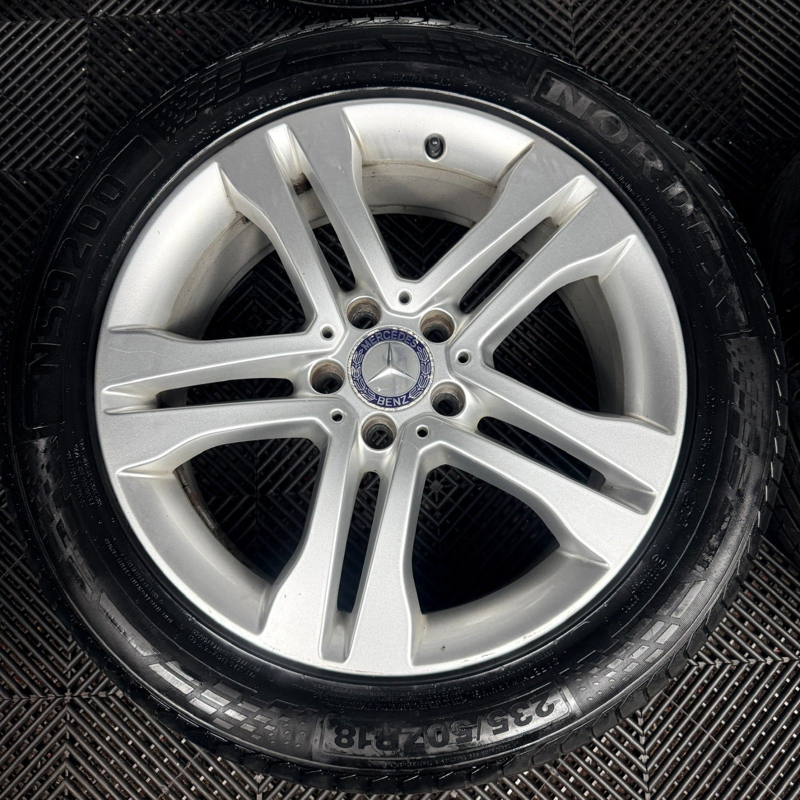 18'' Mercedes GLA Silver 5 Double Spoke Wheels Tyres Alloys A1564011300 Genuine