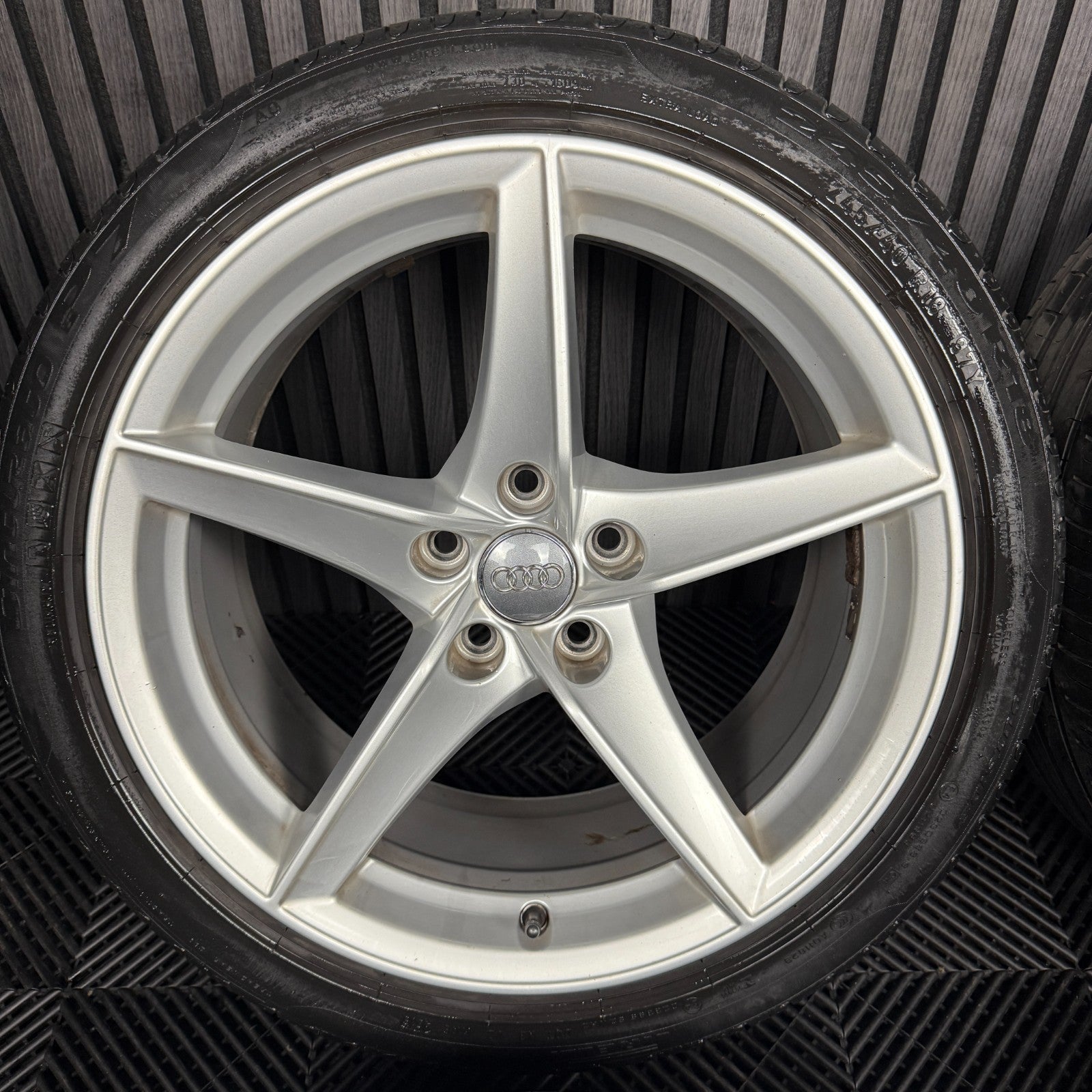 18" GENUINE AUDI A5 S LINE SILVER 5 SPOKE ALLOY WHEELS ALLOYS TYRES 8W0601025BG