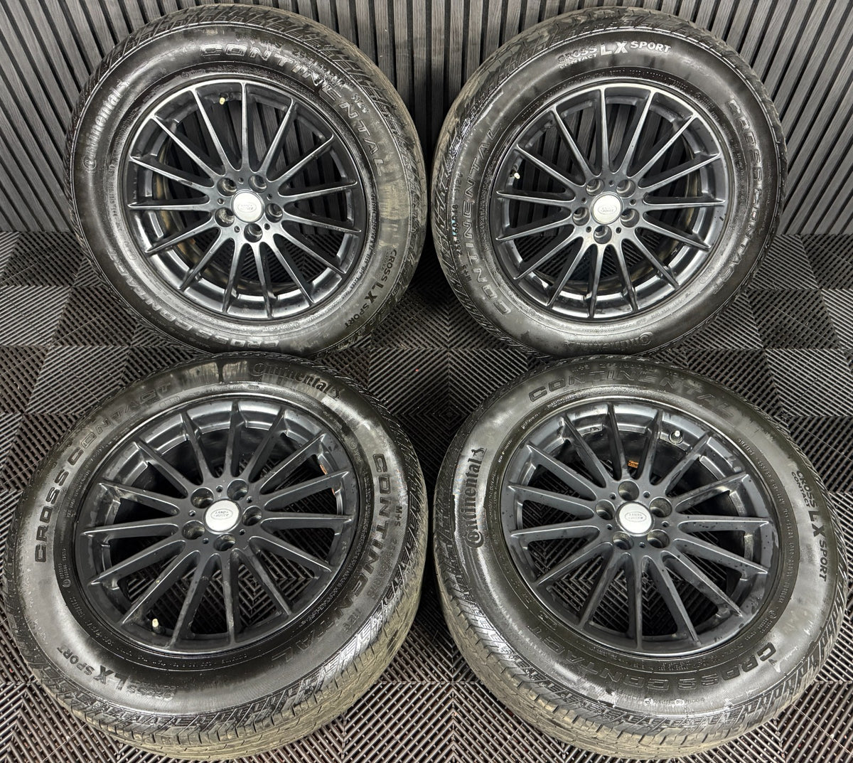 18'' GENUINE RANGE ROVER VELAR MULTISPOKE MATT BLACK LAND ALLOY WHEELS TYRES