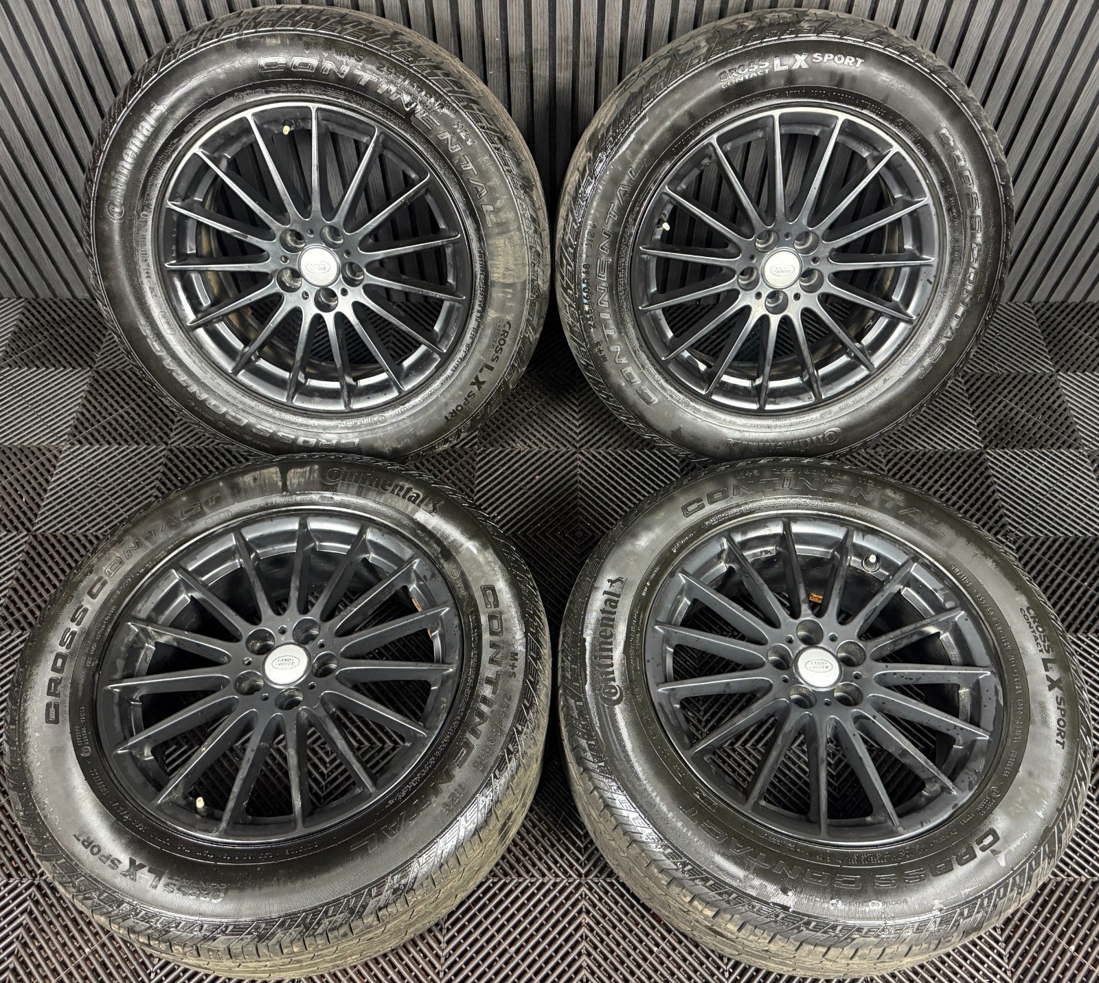 18'' GENUINE RANGE ROVER VELAR MULTISPOKE MATT BLACK LAND ALLOY WHEELS TYRES