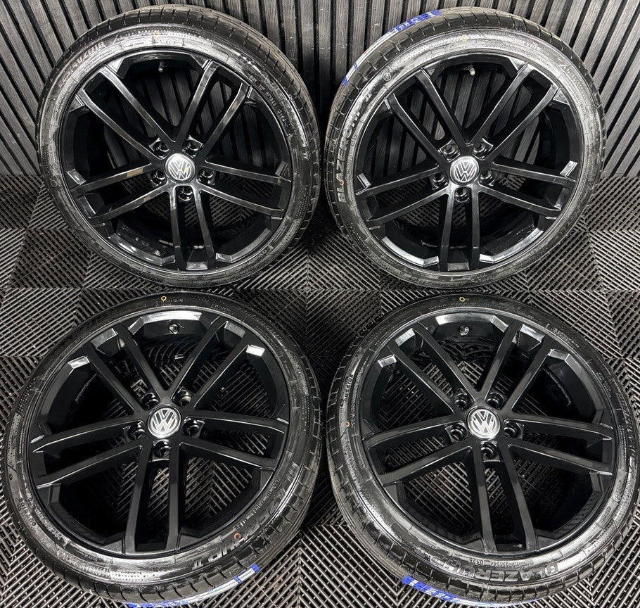 18" VW Golf Nogaro Black GTD GTI GT Mk7 Alloy Wheel Tyres 5G0601025AQ Genuine
