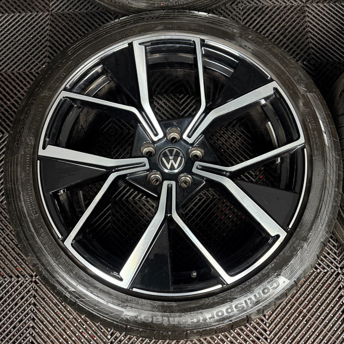 20" GENUINE VW TIGUAN R LINE LEEDS BLACK DC ALLOY WHEELS TYRES ALLOYS 571601025F