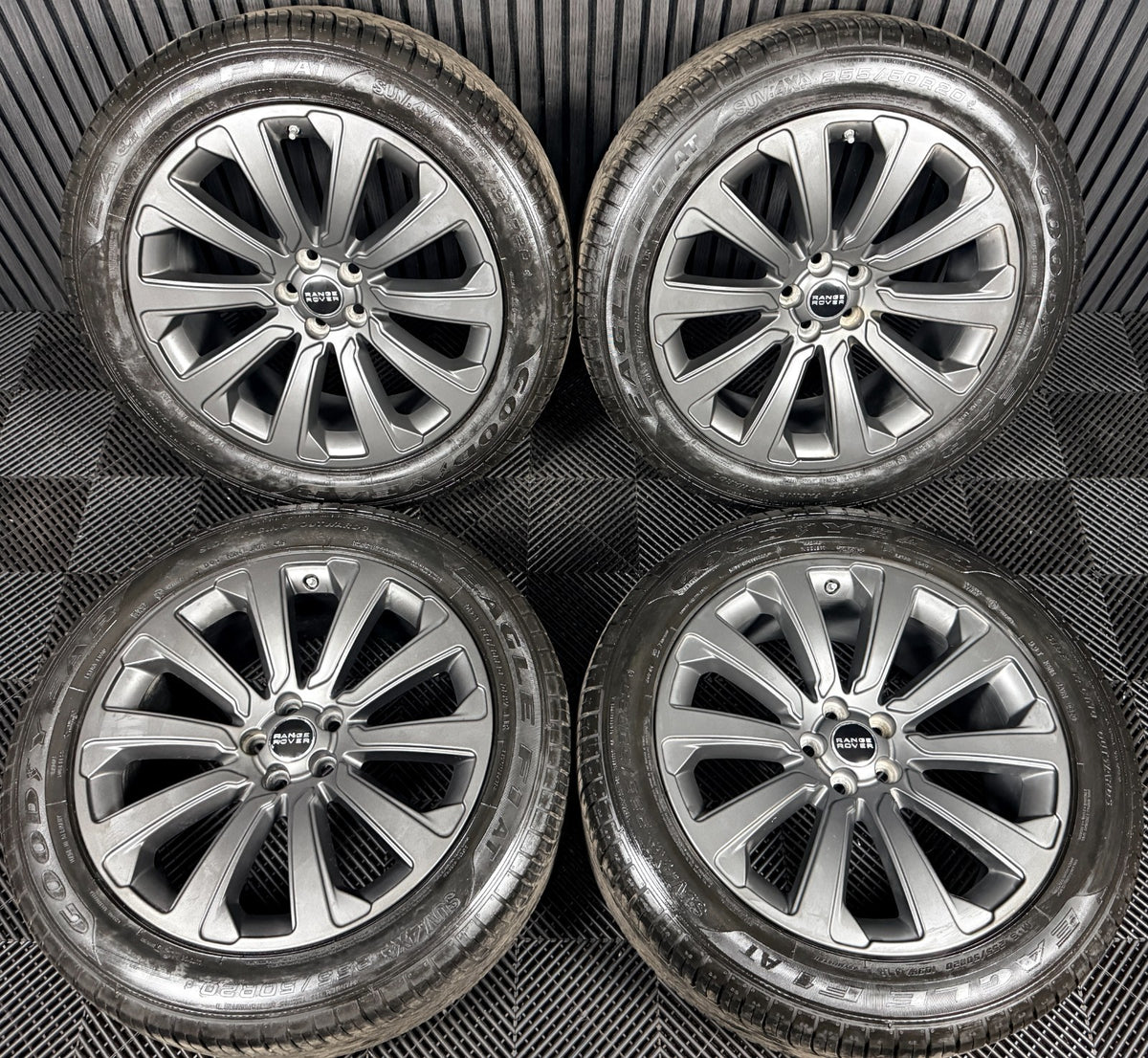20'' Range Rover Velar Multispoke Satin Grey 1032 Land Alloy Wheel Tyres Genuine