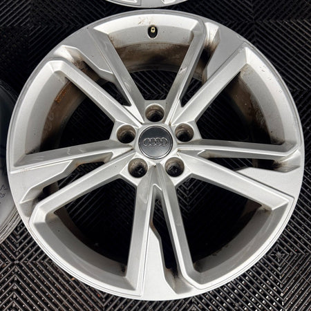 19'' Audi Q3 S Line 5 Double Spoke Alloy Wheels Alloys 83A601025M Genuine