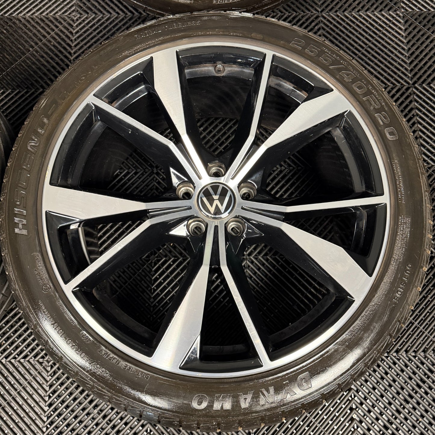 20'' GENUINE VW TIGUAN R LINE MISANO ALLOY WHEELS TYRES ALLOYS 5NA601025AH