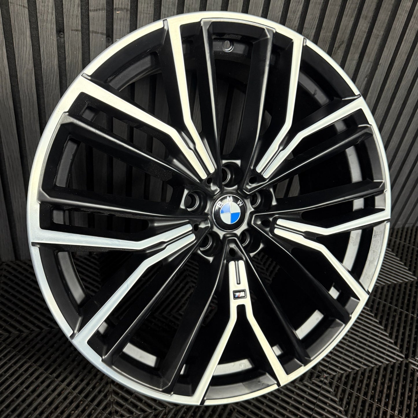 1X 20'' GENUINE BMW 5 SERIES 846 M G30 G31 SPORT ALLOY WHEEL FRONT 8747236
