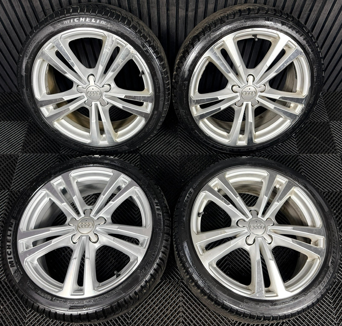 18'' Audi A3 S Line Silver Hatchback Wheels Alloys Tyres 8V0601025CA Genuine