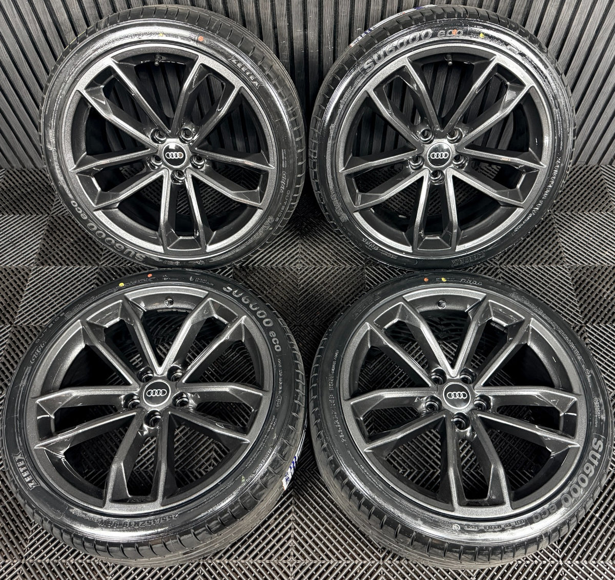 19'' Audi A5 S Line S5 Grey Alloy Wheels Alloys Tyres 8W0601025DF Genuine