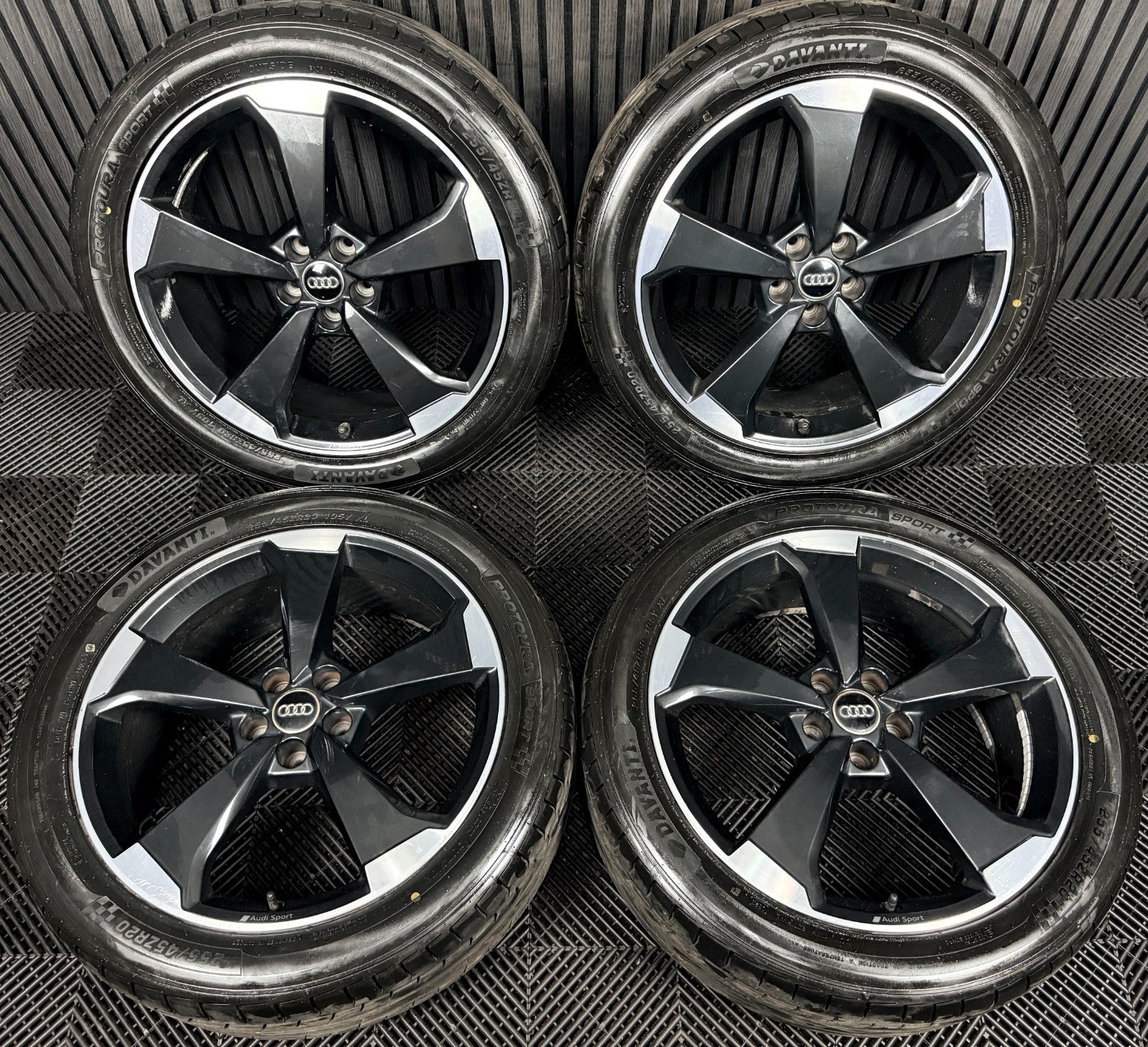20'' Audi Q5 S Line Rotor Black Edition Alloy Wheels Tyres 80A601025AQ Genuine