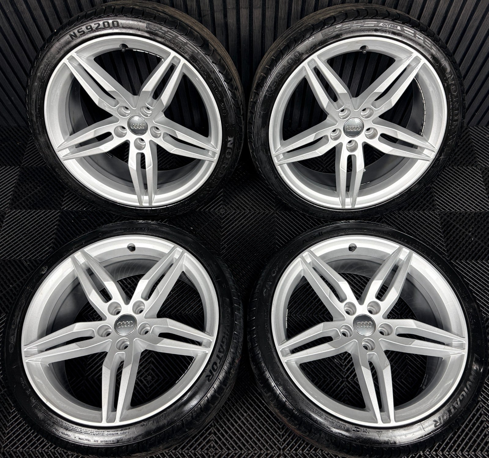 19'' Audi A5 S Line Star Alloy Wheels Alloys Tyres 8W0601025AM Genuine