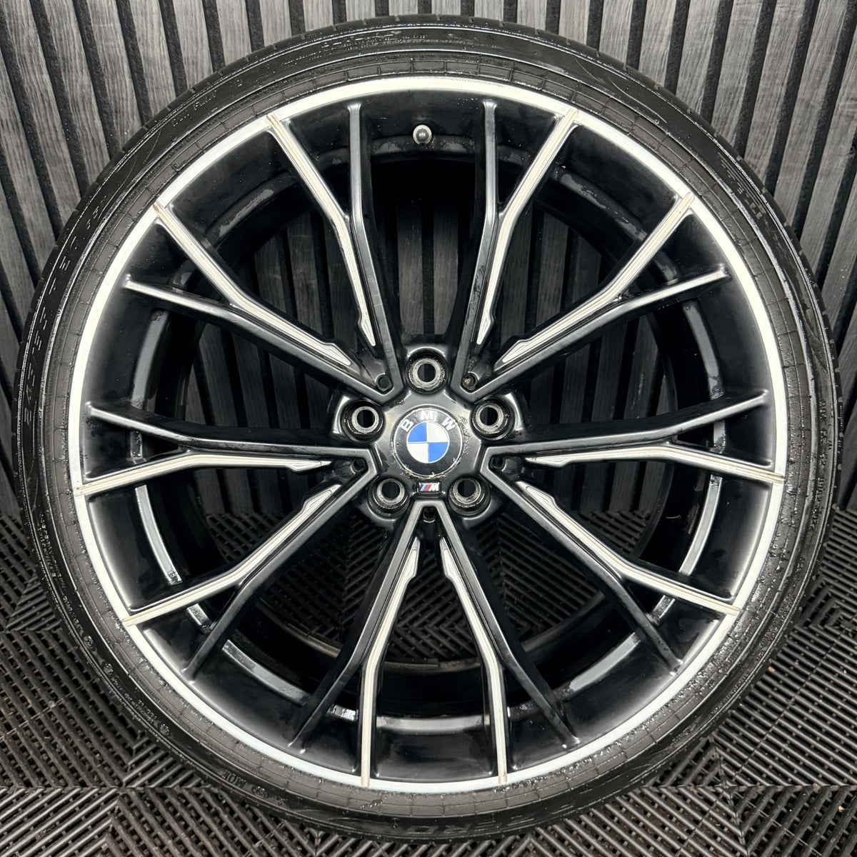 1X 20'' BMW 5 Series 669 M G30 G31 Sport Alloy Wheel Front 6873943 Genuine
