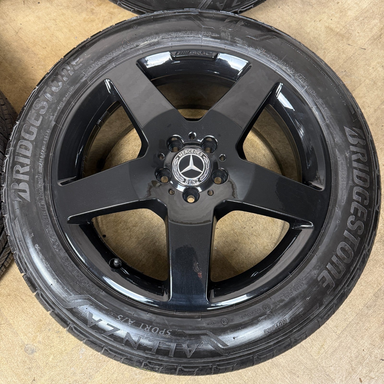 19'' GENUINE MERCEDES AMG 5 SPOKE ML GLE BLACK ALLOY WHEELS ALLOYS TYRES