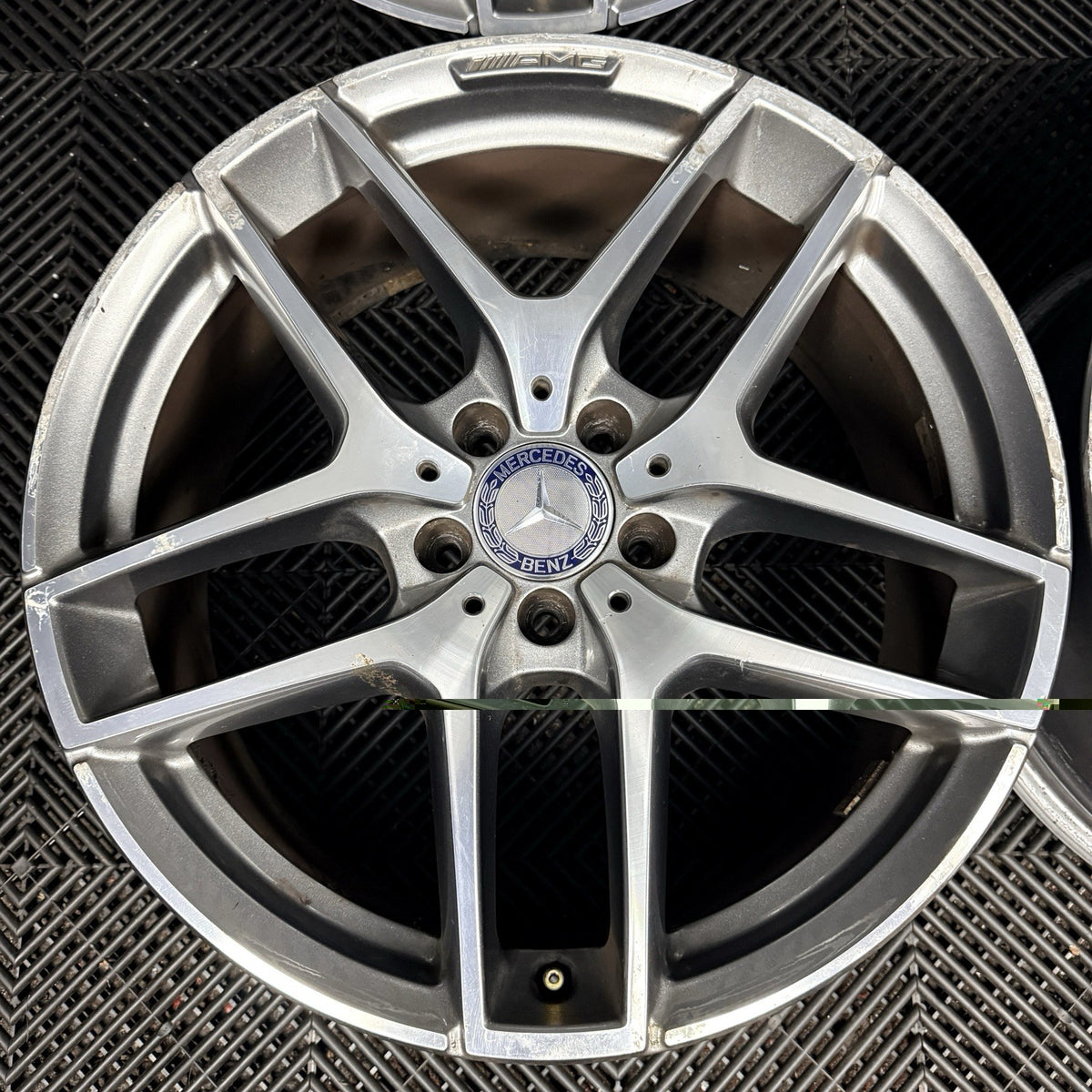 19'' Mercedes AMG GLC Grey DC Sport Alloy Wheels 5X112 Genuine A2534011800