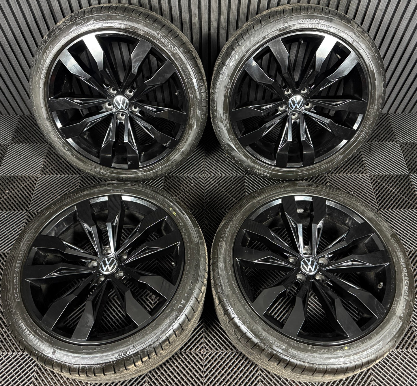 20'' GENUINE VW TIGUAN R LINE SUZUKA BLACK ALLOY WHEELS TYRES ALLOYS 5NA601025G