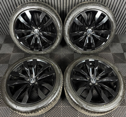 20'' GENUINE VW TIGUAN R LINE SUZUKA BLACK ALLOY WHEELS TYRES ALLOYS 5NA601025G