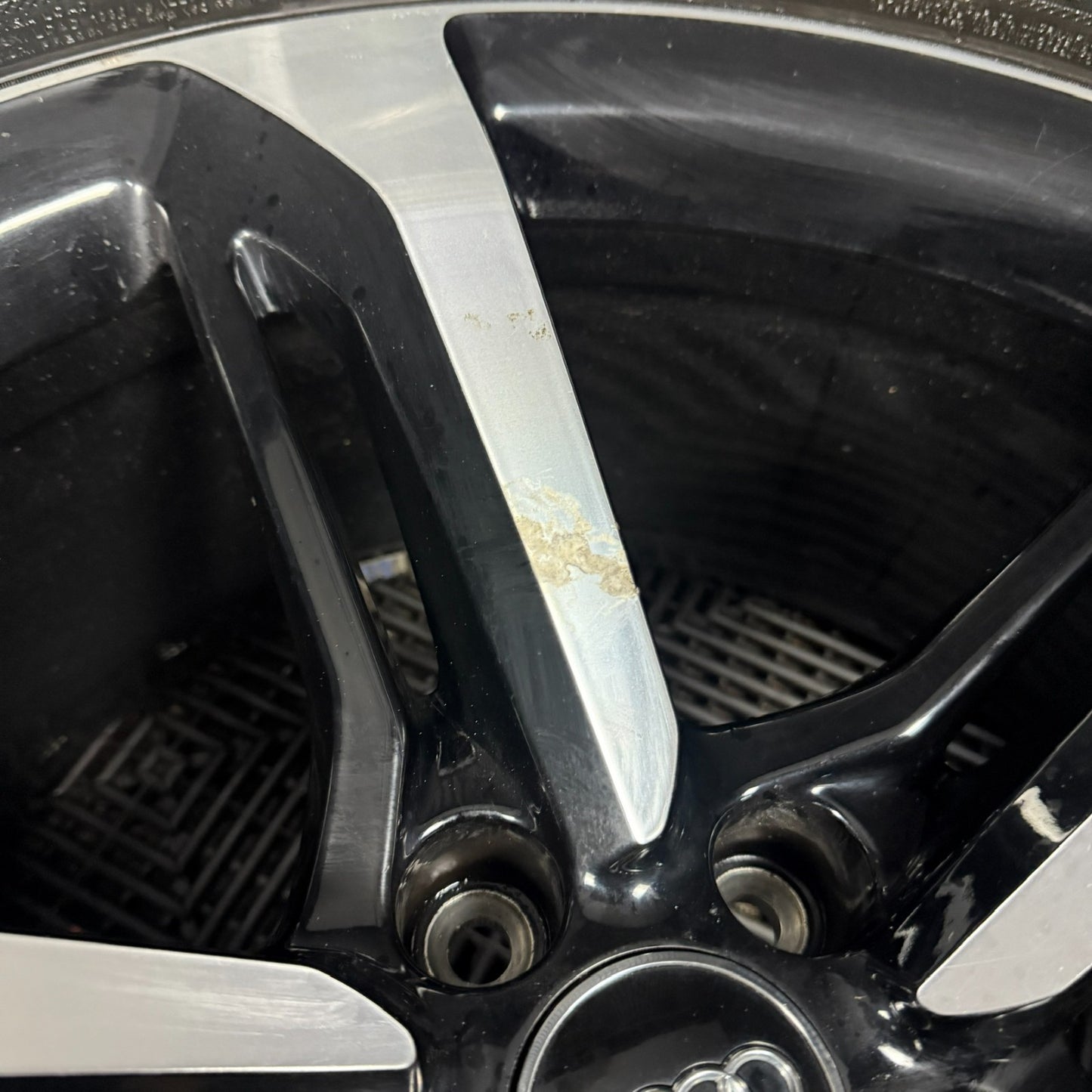 21'' GENUINE AUDI Q7 S LINE RS GREY DC ALLOY WHEELS ALLOYS TYRES 4M0601025S