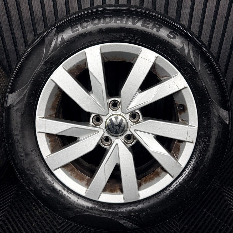 16'' VW Passat B8 Aragon Silver Alloys Wheels Tyres 3G0601025A Genuine