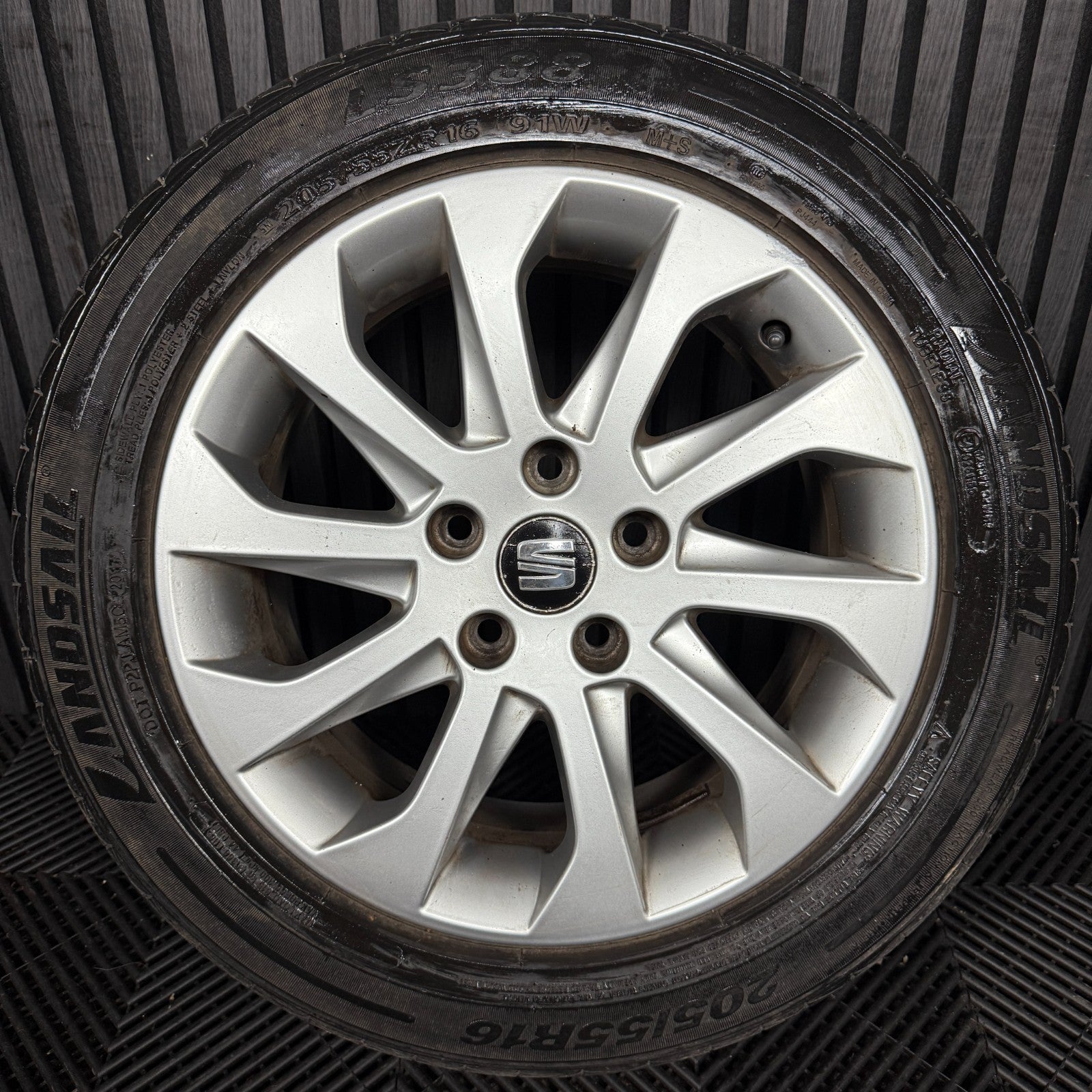 1X 16'' GENUINE SEAT LEON MK3 ALLOY WHEEL TYRE SPARE SINGLE 5F0601025A