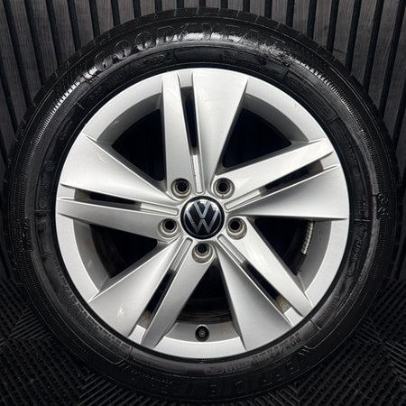 1X 16'' VW Golf MK8 Norfolk Alloy Wheel Tyre GT Single 5H0601025 Genuine