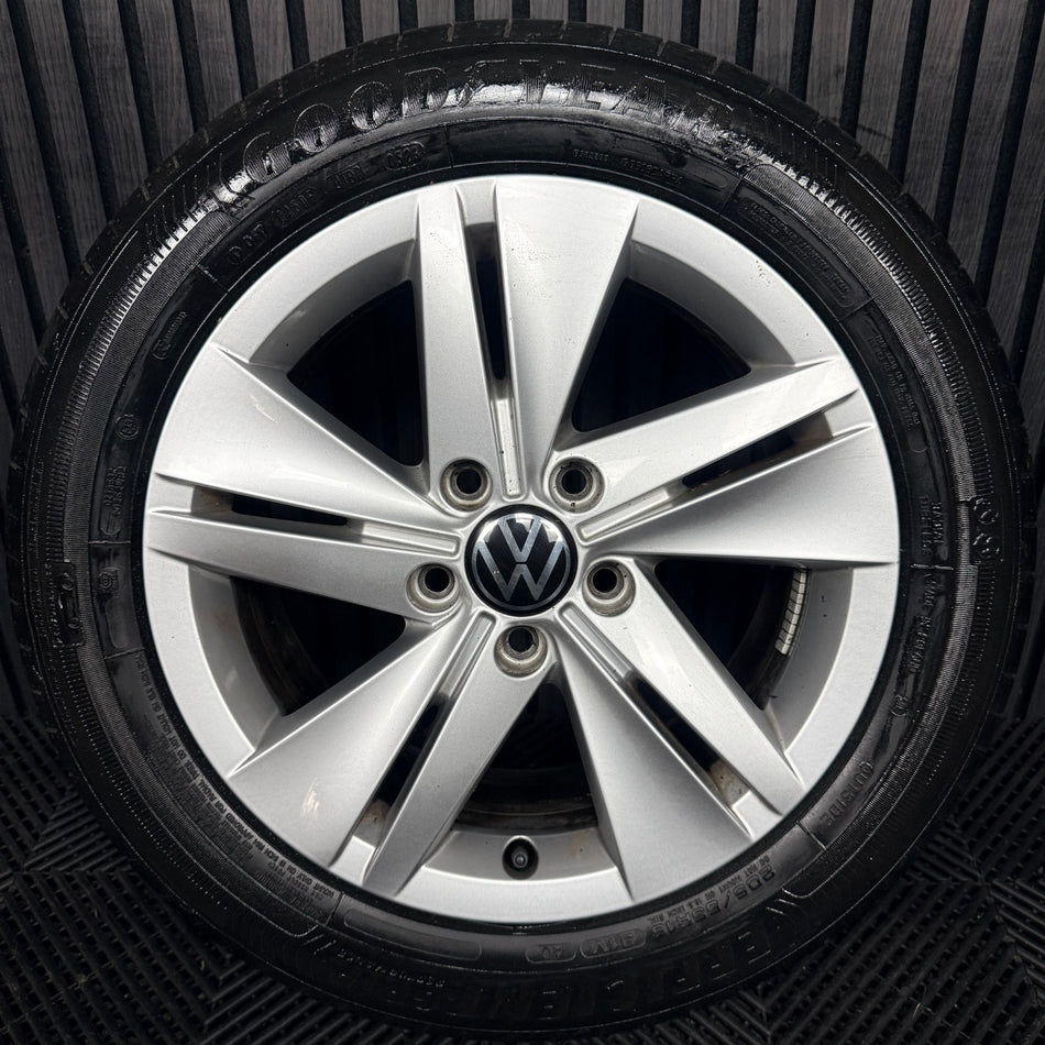 1X 16'' VW Golf MK8 Norfolk Alloy Wheel Tyre GT Single 5H0601025 Genuine