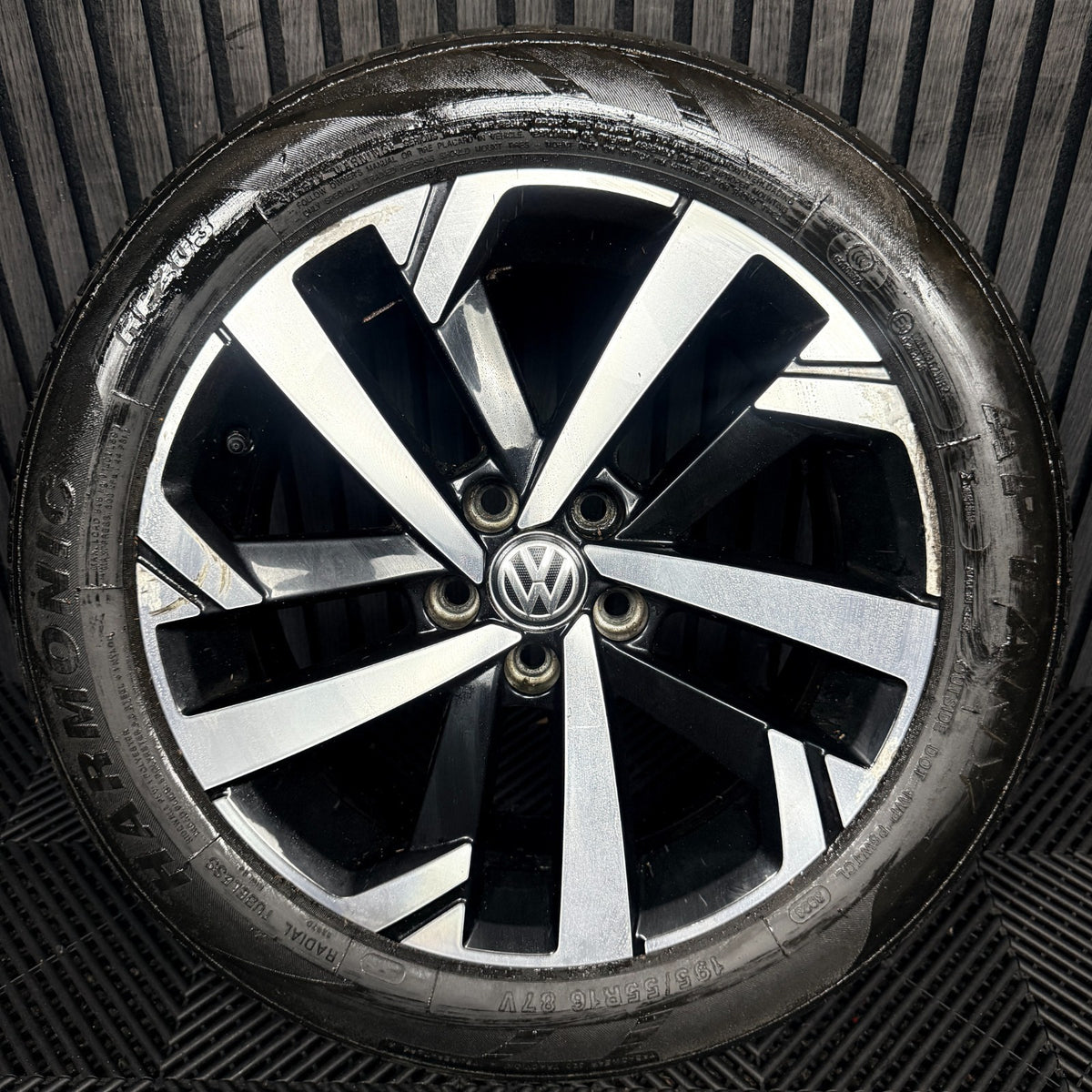 1X 16'' VW Polo Torsby Mk6 2G Alloy Wheel Tyre GT Single 2G0601025T Genuine